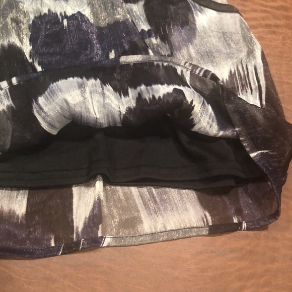 CHARLOTTE RUSSE Adorable lined Skirt w/ pockets Size S - Picture 4 of 6